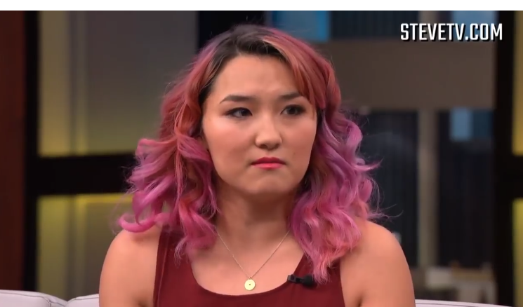 БИЧЛЭГ: Монгол бүсгүй Америкчуудыг алмайруулж байна