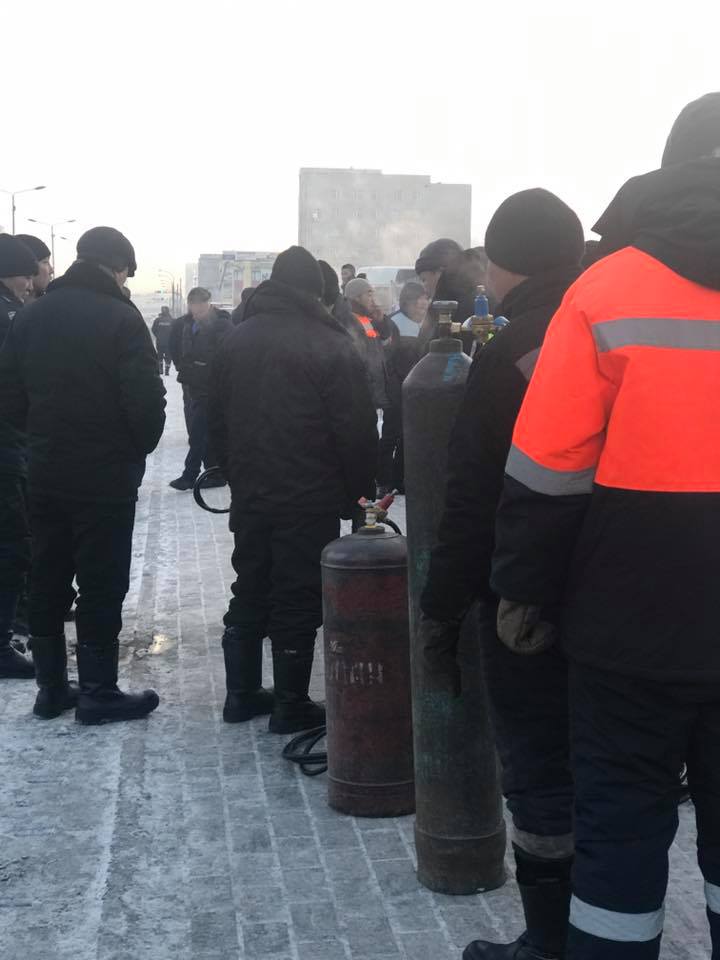 БИЧЛЭГ: “Авто худалдааны цогцолбор”… "Авто худалдааны цогцолбор” нээлтээ хийснээс