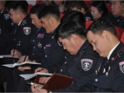 2700 гаруй алба хаагчидтай уулзаж… 2700 гаруй алба хаагчидтай уулзаж...