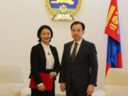 Монгол улсын Соёлын элчээр Ц.Гэрлээ… soyoliin elcheer Ts.Gerlee