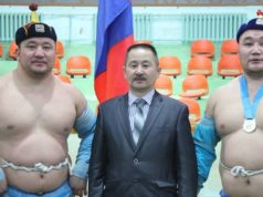 Баян-Өлгийд Эх орончдын өдөрт зориул… Баян-Өлгийд Эх орончдын өдөрт зориулсан барилдаан