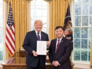 Элчин сайд Ё.Отгонбаяр ерөнхийлөгч Д.Трампд итгэмжлэх жуух бичгээ өргөн барив Trumpd itgemjleh juuh bichig orgon barilaa