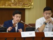 Өсвөрийн парламентчид “Их эзэн Чингис хаан” танхимд хуралдлаа Парламент