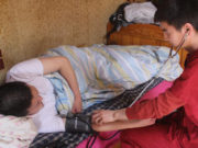 Төрийн үйлчилгээг хүртсэн ӨНДӨР НАСТАН нулимс унаган баярлав