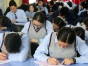 Сурагчдаас ЭЕШ-ын сорилын шалгалт авлаа togsoh angiin suragchid