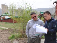 Ерөнхийлөгч Богд хааны ордон музейн “газрын маргаан”-ыг шийдвэрлэхээр очив bogd haanii ordon muzei_eronhiilogch