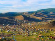 Ногоон бүсийг цэвэрлэх “Гүйе түүе” аянд идэвхитэй оролцъё nogoon busiin_tsewerlegee