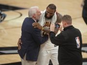 Супер од ЛэБрон Жэймс Сан Антонио Спөрстэй гэрээлэх үү! james_lebron_NBA_cavaliers