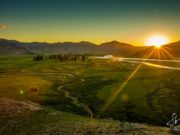 Аялагч Г.Ган-Өлзийн гайхалтай бүтээлээс… zawhan_ideriin gol