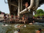 СЭРЭМЖИЛ: Туул голд хоёр хүүхэд осолджээ! tuul-gol-osoldow