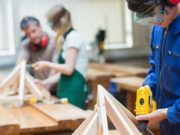 Дорнод аймгийн хэмжээнд МСҮТ-д суралцагсдын тоо 30 хувиар нэмэгджээ mergejil_surgalt_uildwerleliin_tow_01