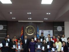 САЙН МЭДЭЭ: Үерт өртсөн өрхүүдэд мөнгөн тусламж үзүүлэв uyr_usnii_ayul