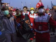 Далайд унаж осолдсон “Liоn Air” онгоцны эрлийн ажиллагаа үргэлжилж байна osoldson-ongots-Lion-air-2018