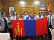 Дэлхийн шатрын олимпиадад амжилт үзүүлсэн тамирчидтай уулзав shatarchid