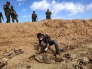 Исламын “жихадист бүлэглэл”-ийн гарт үрэгдсэн 200 гаруй хүний цогцос олжээ islam