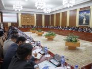 Төрийн мэргэшсэн албан хаагчийн ажилд үнэлгээ өгнө toriin-alban-haagchiin-tuwshin