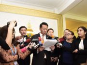 Ерөнхий сайд У.Хүрэлсүхэд ШААРДЛАГА хүргүүллээ Ih-hurliin-shaardlaga