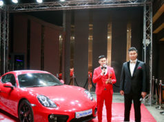 Голомт банк шилдэг ажилтнаа “PORSCHE” машинаар урамшууллаа golomt-bank