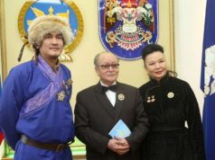 АЖ Б.Зангад, А.Долгор, аялагч Ж.Золбаяр нар “Хангарди” одон хүртлээ hangarid-odon-hurtlee