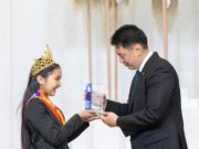 ФОТО: У.Хүрэлсүх “Оны онцлох хүүхдүүдэд” шагнал гардуулав onii-ontsloh-huuhed-08