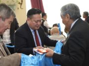 Хотын удирдлагууд ахмадууддаа хүндэтгэл үзүүллээ hotiin-darga