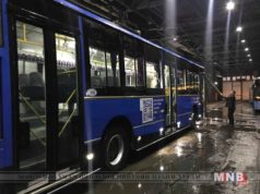 Жолоочид АВТОБУС-аа угааж, их цэвэрлэгээ хийлээ niitiin-teewriin-tsewerlegee