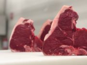 Үхрийн цул мах 10.300 төгрөгийн ханштай байна uhriin-mah-une