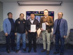 Гадаад улсад аялахдаа, хариуцлагатай явахыг уриаллаа! delhiigeer-aylagchid-group-01