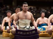 Тал нутгийн хүү амлалтаа гүйцээгээд, Эх орондоо ирлээ lhagvasuren