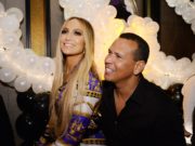 Жей Ло 49 насандаа “ТИЙМ” гэж хэлжээ Jlo