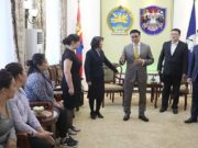 Төв цэвэрлэхэд амь эрсэдсэн дөрвөн ажилтны ар гэрийнхэнд БАЙР олголоо amia-aldsan-irgediin-ar-geriinhen