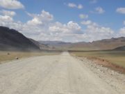 Тосонцэнгэл-Улиастай чиглэлийн 67 км авто замын ажил эхэллээ tosontsengel-Uliastai