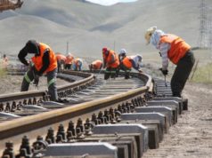 Тавантолгойн төмөр замын суурь бүтцийн барилгын ажил эхэллээ tomor-zam