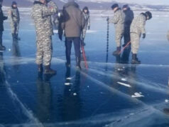 Хөвсгөл нуурт живсэн машин техникийг гаргана howsgol-nuur