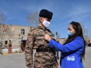 Эцэг, эхчүүд “Цэргийн нэг өдөр”-ийн амьдралтай танилцлаа tsergiin-neelttei-odor-01