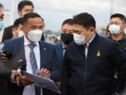 Ерөнхий сайд Л.Оюун-Эрдэнэ замын-үүд дэх нөхцөл байдалтай танилцаж байна