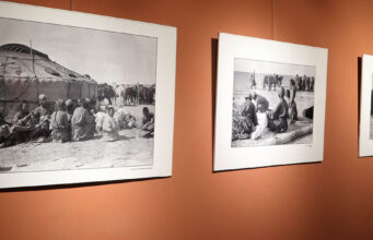 Улаанбаатар хотын 382 жилийн ойд зориулсан гэрэл зургийн үзэсгэлэн дэлгэгдлээ